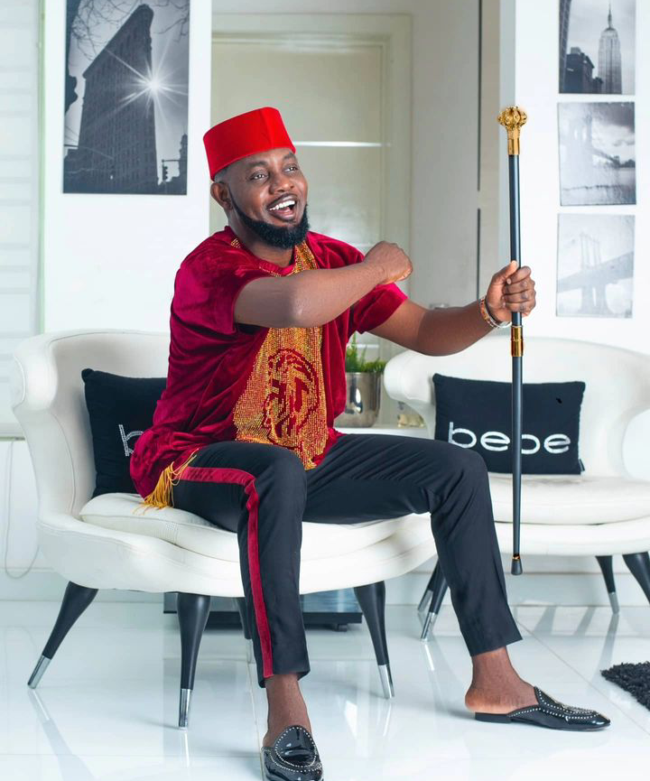 You are currently viewing Ayo Makun(A.Y) Net Worth 2024: Bio, Age, Career, Wife, Children, Comedies, Cars, House, Awards