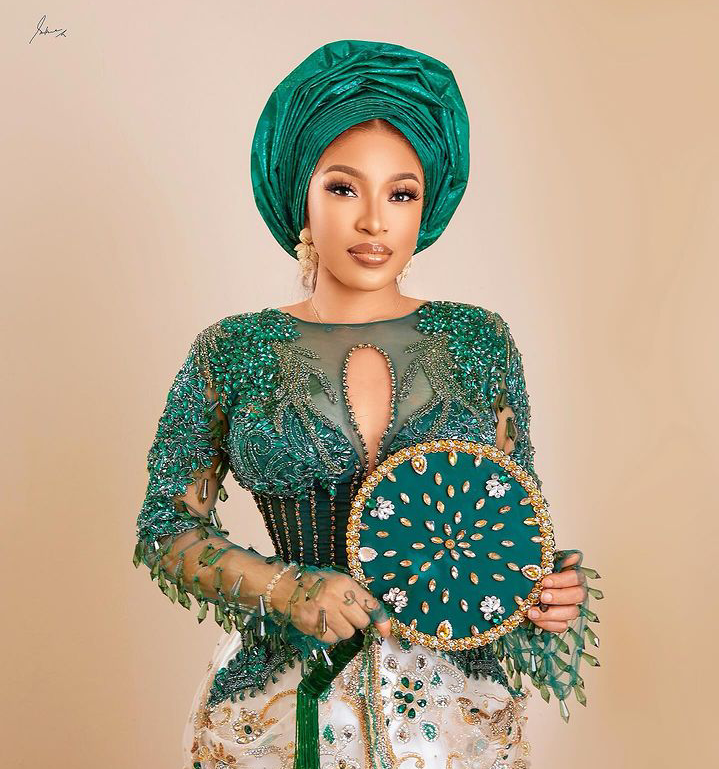 You are currently viewing Tonto Dikeh Net Worth: Bio, Age, Career, Husband, Children, Award